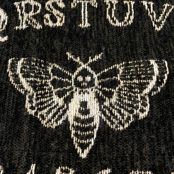 MUMMY MANOR NWT Halloween Set Of 4 Ouija Fabric Placemats Size 13” x 18” 🖤💀🖤 - Picture 2 of 3